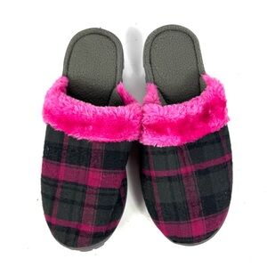 NWOT Plaid Slippers with Pink Fur Trim